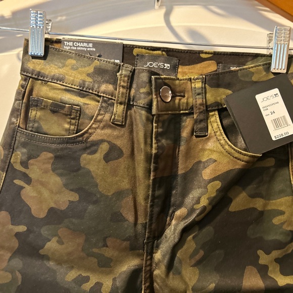 NWT JOE’S high rise ankle camo jeans - Picture 3 of 7